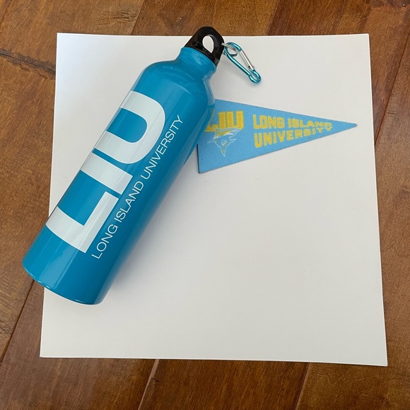 NEW Long Island University Ariel Water Bottle Carabiner & Felt Magnet LIU - Picture 2 of 5